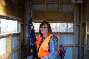 Paige Ray uses an accessible hunting facility near Alabama Power's Jordan Lake.